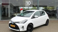 Wit Gebruikt 2017 Toyota Yaris Trend Hatchback | € 14.395 (Eerlijke prijs)