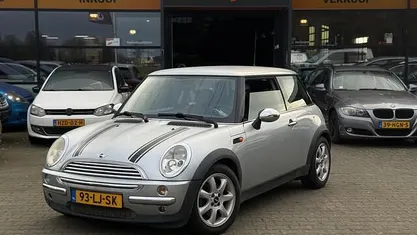 Grijs Gebruikt 2003 Mini Cooper Chili Hatchback | € 1.919 (Eerlijke prijs)