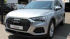 Grijs Gebruikt 2020 Audi Q3 Business SUV | € 25.795 (Eerlijke prijs)