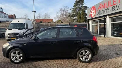 Occasion 2007 Kia Ceed Hatchback | € 1.295 (Eerlijke prijs)