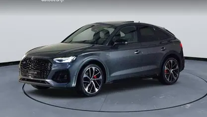 Grijs Occasion 2022 Audi Q5 Sportback Competition SUV | € 49.750 (Eerlijke prijs)