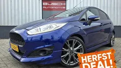 Blauw, metallic lak Gebruikt 2016 Ford Fiesta ST-Line Hatchback | € 7.495 (Eerlijke prijs)