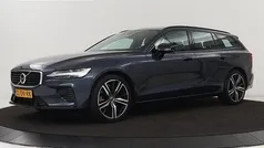Gebruikt 2020 Volvo V60 R-Design Stationwagen | € 24.900 (Eerlijke prijs)