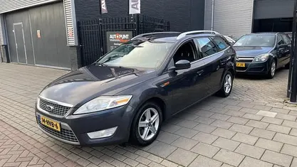 Grijs Gebruikt 2009 Ford Mondeo Titanium Stationwagen | € 1.999 (Goede deal)