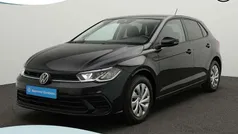 Zwart, metallic lak Gebruikt 2023 VW Polo Life Hatchback | € 23.400 (Eerlijke prijs)