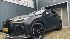 Zwart Gebruikt 2022 Lexus NX450h+ Sport Line SUV | € 57.400 (Eerlijke prijs)