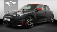 Gebruikt 2025 Mini Cooper Hatchback | € 44.300 (Eerlijke prijs)
