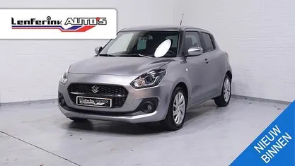 Grijs Occasion 2023 Suzuki Swift Hatchback | € 19.600 (Eerlijke prijs)