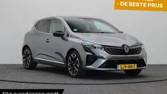 Gebruikt 2024 Renault Clio V Techno Hatchback | € 25.440 (Eerlijke prijs)