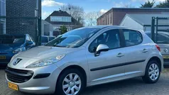 Grijs Gebruikt 2008 Peugeot 207 Hatchback | € 2.950 (Eerlijke prijs)