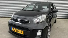 Zwart Gebruikt 2015 Kia Picanto Comfort Hatchback | € 6.950 (Eerlijke prijs)