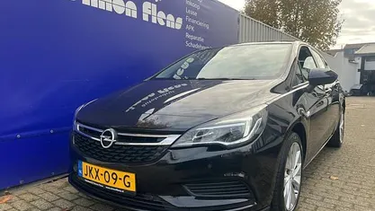 Gebruikt 2016 Opel Astra Innovation Hatchback | € 8.445 (Super prijs)