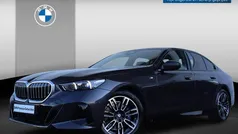 Gebruikt 2025 BMW 520 Performance Sedan | € 61.900 (Eerlijke prijs)