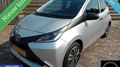 Gebruikt 2017 Toyota Aygo Hatchback | € 6.900 (Eerlijke prijs)