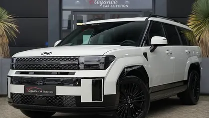 Beige (metallic) Nieuw 2025 Hyundai Santa Fe Blackline SUV | € 57.950 (Eerlijke prijs)