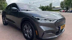 Grijs Gebruikt 2021 Ford Mustang Mach-E SUV | € 24.900 (Eerlijke prijs)