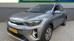 Grijs Gebruikt 2024 Kia Stonic SUV | € 23.490 (Eerlijke prijs)