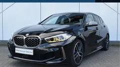 Zwart Gebruikt 2022 BMW M135 Executive Hatchback | € 42.950 (Eerlijke prijs)
