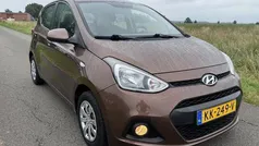 Bruin Gebruikt 2016 Hyundai i10 Comfort Hatchback | € 4.750 (Goede deal)