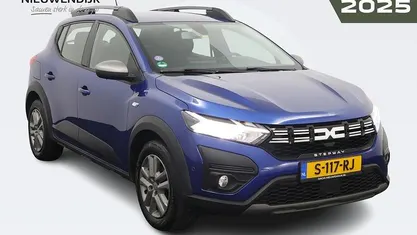 Occasion Dacia Sandero Expression 101 PK (74 kW) 2023 Blauw Hatchback