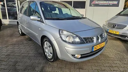 Occasion 2009 Renault Scénic III Business MPV | € 1.750 (Eerlijke prijs)