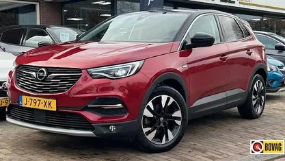 Rood (metallic) Occasion 2020 Opel Grandland X Business SUV | € 19.450 (Eerlijke prijs)