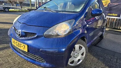 Occasion Toyota Aygo 68 PK (50 kW) 2008 Blauw Hatchback
