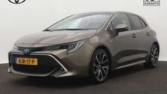 Groen, metallic lak Gebruikt 2019 Toyota Corolla Executive Hatchback | € 22.945 (Eerlijke prijs)
