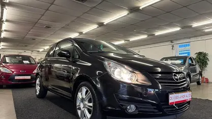 Occasion 2011 Opel Corsa Color Edition Hatchback | € 2.999 (Eerlijke prijs)