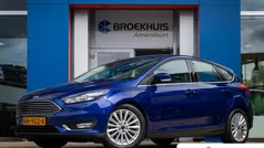 Blauw Gebruikt 2017 Ford Focus Titanium Hatchback | € 12.395 (Eerlijke prijs)
