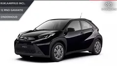 Gebruikt 2025 Toyota Aygo Play Hatchback | € 20.845 (Eerlijke prijs)