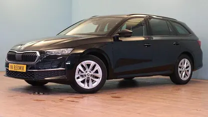 Occasion 2025 Skoda Octavia Business Line Stationwagen | € 32.899 (Goede deal)