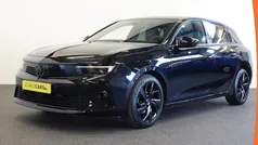 Zwart Gebruikt 2023 Opel Astra GS Line Hatchback | € 25.690 (Eerlijke prijs)
