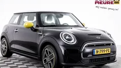 Zwart Gebruikt 2021 Mini Cooper Business Hatchback | € 16.900 (Goede deal)
