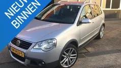 Grijs, metallic lak Gebruikt 2009 VW Polo Cross Hatchback | € 5.450 (Eerlijke prijs)