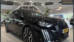 Zwart Gebruikt 2024 Peugeot 208 GT Hatchback | € 26.250 (Eerlijke prijs)
