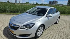 Grijs Gebruikt 2015 Opel Insignia Edition Hatchback | € 11.499 (Super prijs)