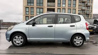Blauw Gebruikt 2005 Honda Jazz S Hatchback | € 1.950 (Eerlijke prijs)