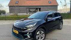 Zwart (metallic) Gebruikt 2020 Kia e-Niro SUV | € 17.700 (Super prijs)