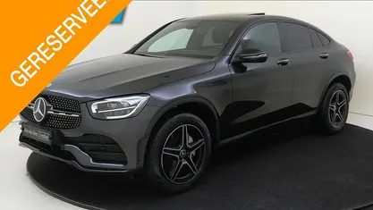 Grijs Gebruikt 2023 Mercedes GLC300 Business Coupé | € 56.945 (Goede deal)
