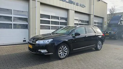 Zwart Gebruikt 2014 Citroën C5 Stationwagen | € 7.150 (Eerlijke prijs)