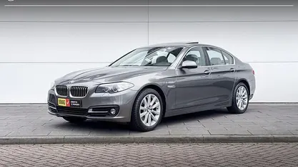 Callistograu metallic (grijs metallic) Occasion 2015 BMW 528 Executive Sedan | € 16.900 (Eerlijke prijs)