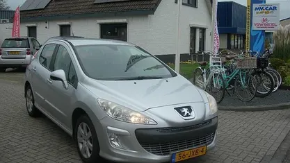 Gebruikt 2009 Peugeot 308 Hatchback | € 3.799 (Eerlijke prijs)
