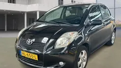 Zwart Gebruikt 2006 Toyota Yaris Terra Hatchback | € 2.200 (Goede deal)