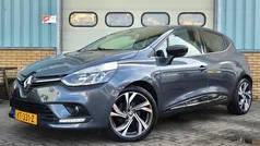 Grijs, andere lak Gebruikt 2016 Renault Clio IV LIMITED Hatchback | € 9.495 (Eerlijke prijs)