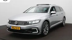 Grijs Gebruikt 2020 VW Passat Business Stationwagen | € 26.450 (Eerlijke prijs)