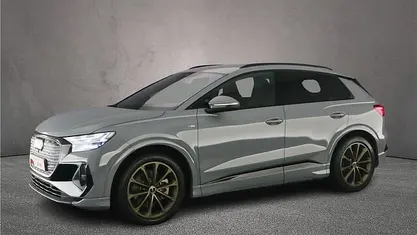 Grijs Occasion 2022 Audi Q4 e-tron Competition SUV | € 39.900 (Eerlijke prijs)