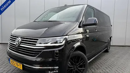 Zwart (metallic) Occasion 2024 VW Transporter Van | € 41.000 (Goede deal)