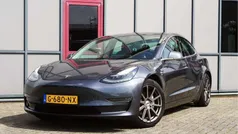 Grijs, metallic lak Gebruikt 2019 Tesla Model 3 Long Range Sedan | € 18.900 (Eerlijke prijs)