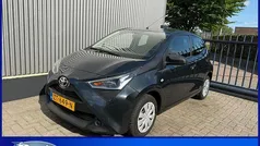 Gebruikt 2019 Toyota Aygo Hatchback | € 8.900 (Eerlijke prijs)